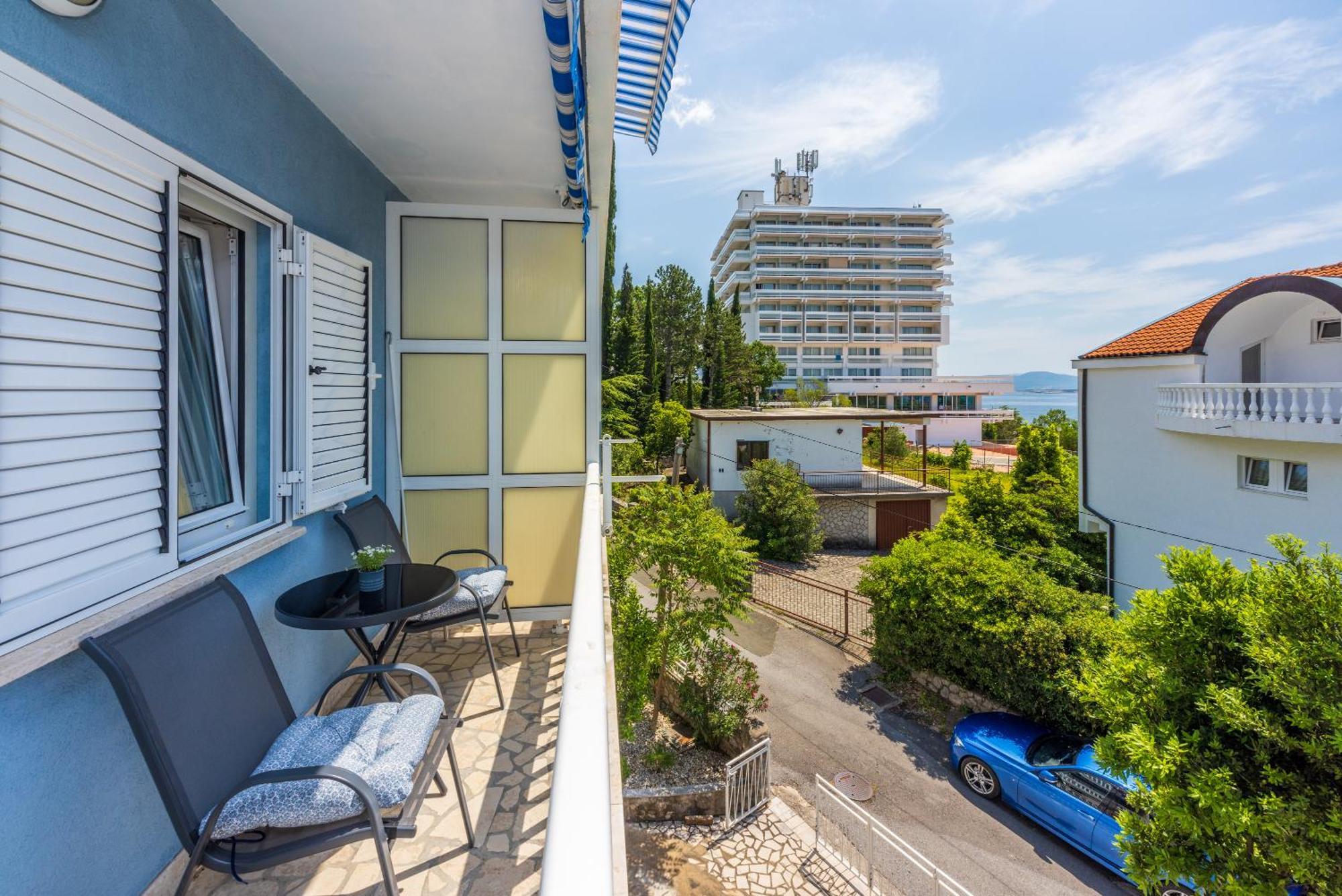Podvezanec * Crikvenica
