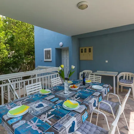 Apartments Podvezanec Crikvenica Exterior photo