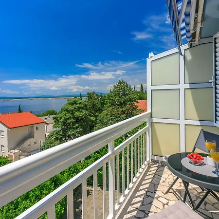Apartments Podvezanec Crikvenica Exterior photo