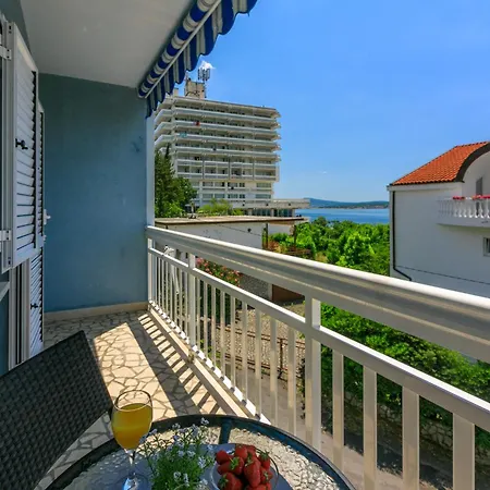 Apartments Podvezanec Crikvenica Exterior photo