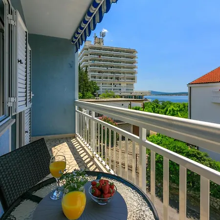 Apartments Podvezanec Crikvenica Exterior photo