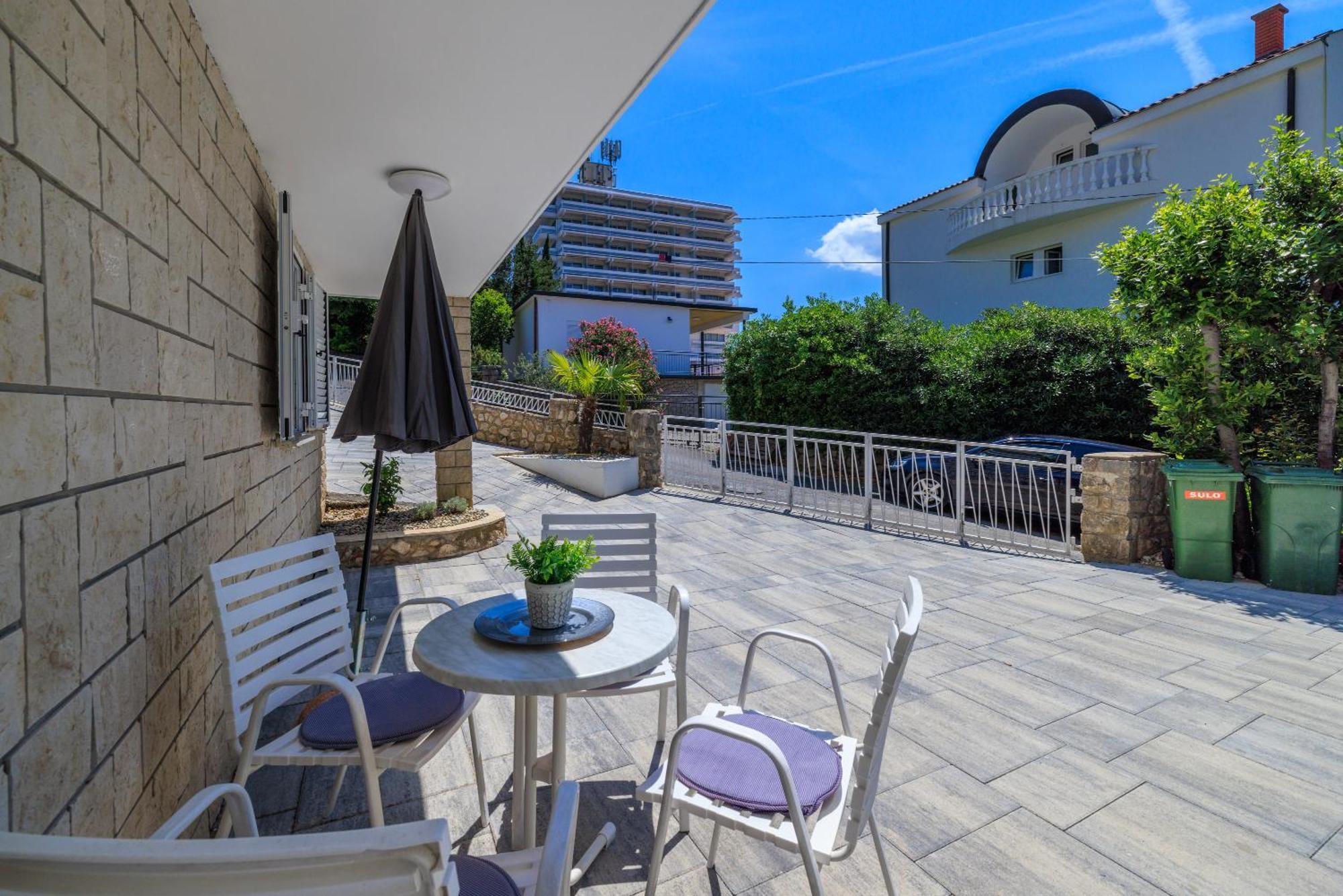 Podvezanec Apartment Crikvenica