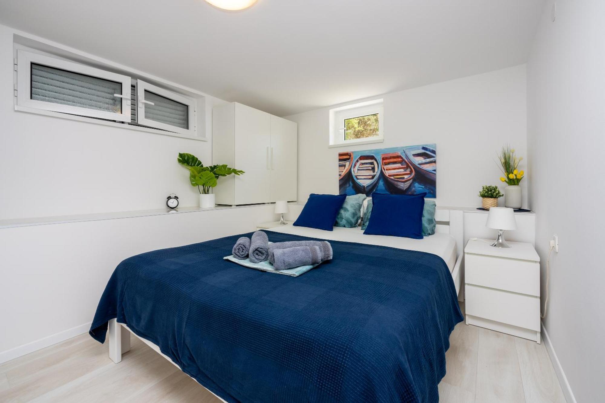 Podvezanec Apartment *