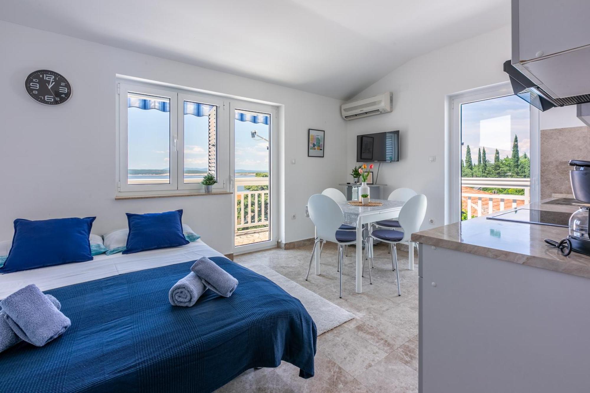 Podvezanec Apartment *